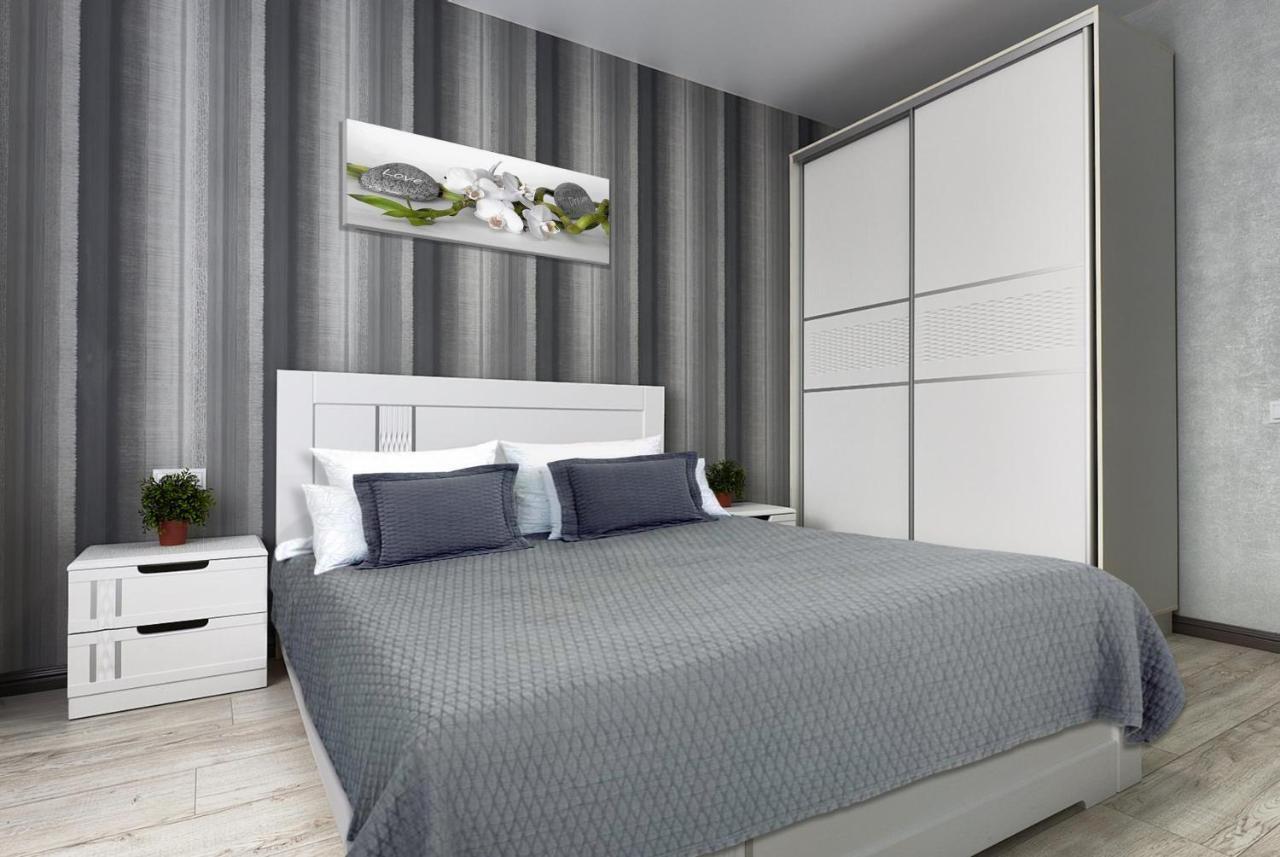 Perfect Apartments M Polytech, Ohmatdet, Parking Kyiv Exterior photo